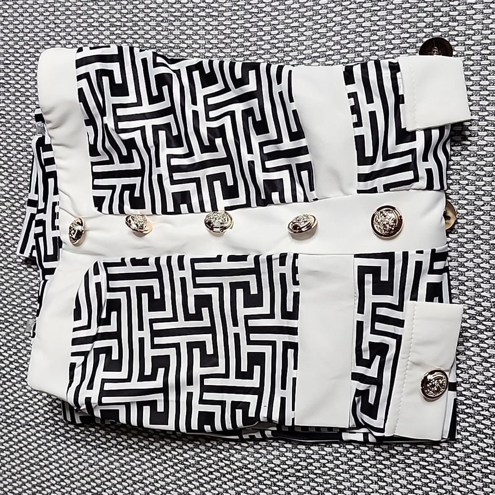 1481 ChicMe Geometric Print Button Decor Tube Jumpsuit Size Medium - Picture 7 of 7